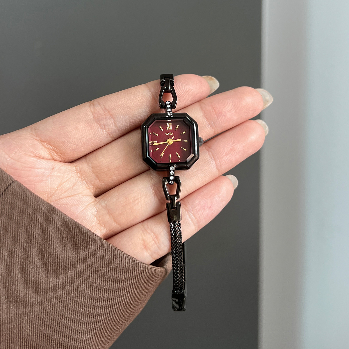 Montre à quartz carrée élégant - Luxury Watch Value avis et prix