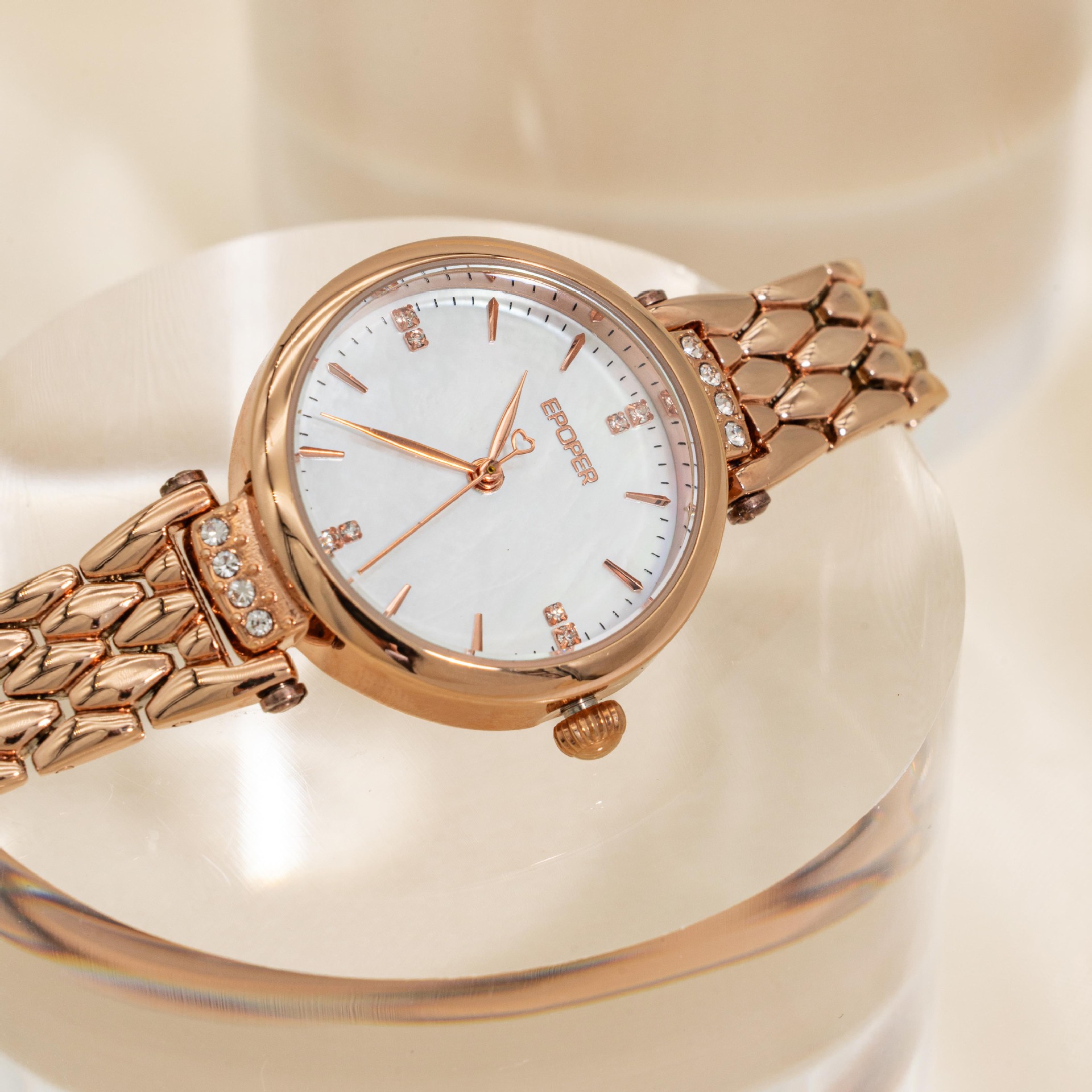 Nouvelle montre élégante et lu - Luxury Watch Value avis et prix
