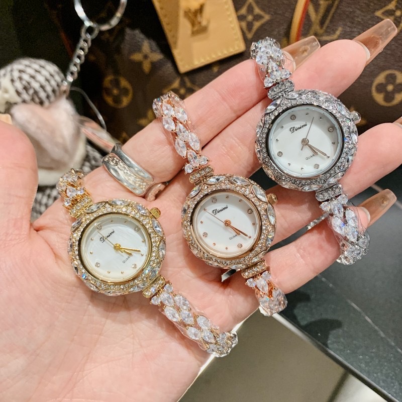 Montre-bracelet pour femmes de - Luxury Watch Value avis et prix
